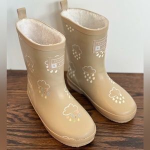 Grass Air color-changing rain boots ,kids size 13